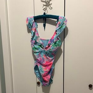 Lilly Pulitzer one piece ruffle swimsuit size 8